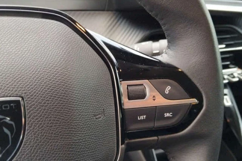 Peugeot 208 PureTech 100 Active 75 kW (100 CV)