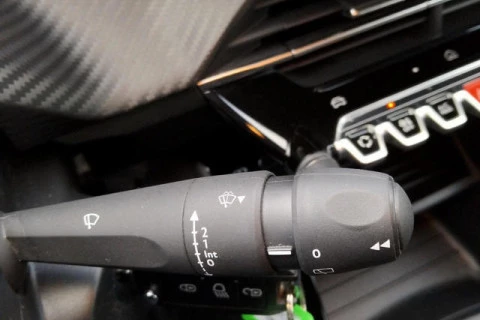 Peugeot 208 PureTech 100 Active 75 kW (100 CV)