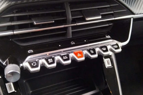 Peugeot 208 PureTech 100 Active 75 kW (100 CV)