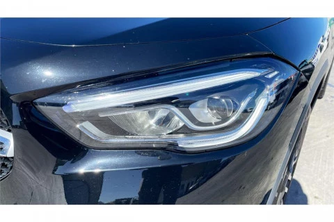 Mercedes-Benz GLA GLA 200 D