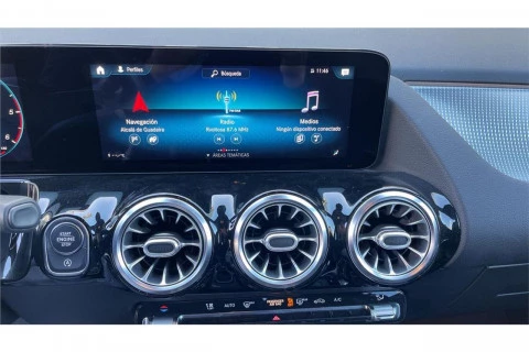 Mercedes-Benz GLA GLA 200 D