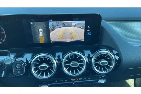 Mercedes-Benz GLA GLA 200 D