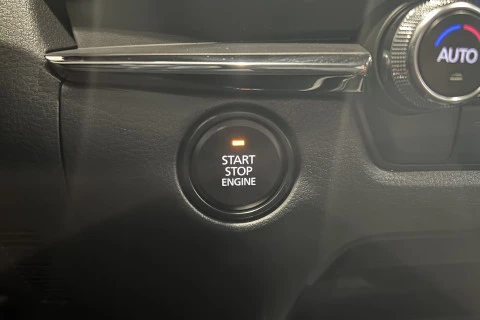 Mazda CX-30 e-SKYACTIV G Homura
