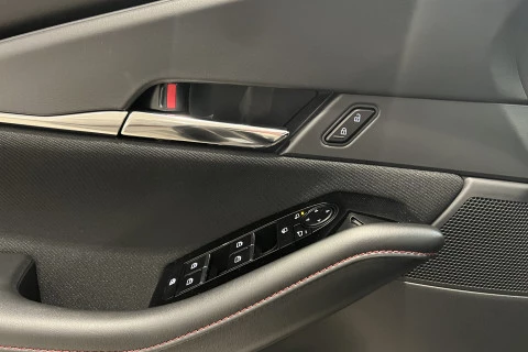Mazda CX-30 e-SKYACTIV G Homura