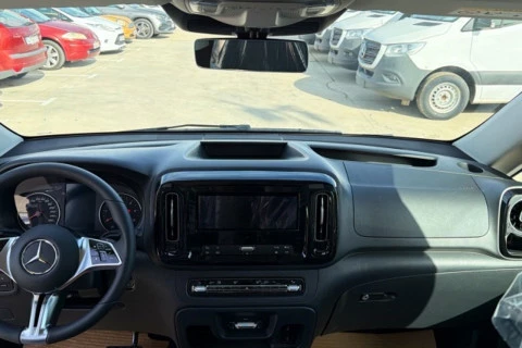 Mercedes-Benz Vito 114CDI AT 100kW Tourer Select Larga