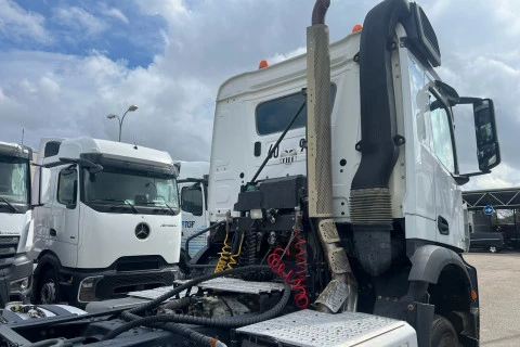 Mercedes-Benz Arocs 2045 AS 4X4