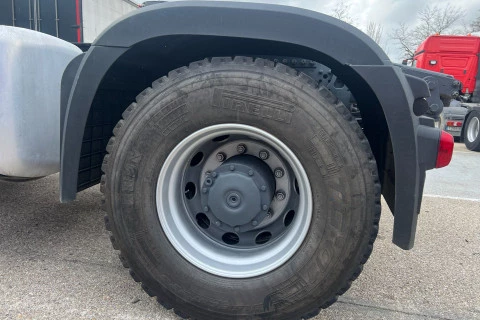 Mercedes-Benz Arocs 2045 AS 4X4