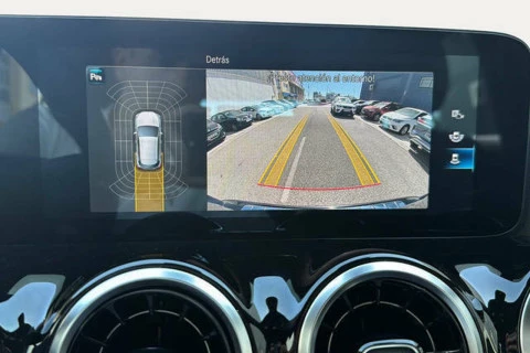 Mercedes-Benz GLA GLA 200 D