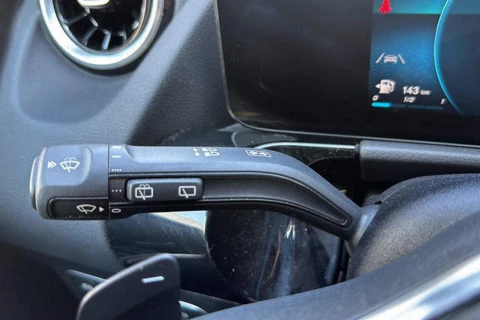 Mercedes-Benz GLA GLA 200 D