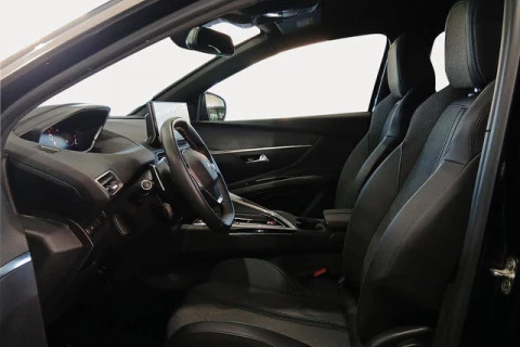 Peugeot 5008 Hybrid 1.2 Allure Pack eDCS6 100 kW (136 CV)