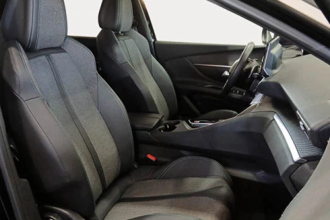 Peugeot 5008 Hybrid 1.2 Allure Pack eDCS6 100 kW (136 CV)