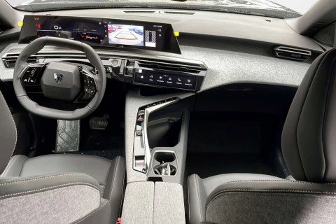 Peugeot 5008 Hybrid 1.2 107KW Allure eDCS6