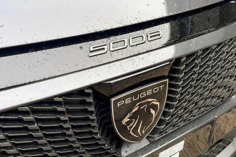 Peugeot 5008 Hybrid 1.2 107KW Allure eDCS6