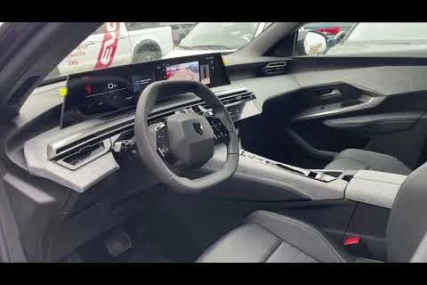 Peugeot 5008 Hybrid 1.2 107KW Allure eDCS6