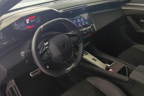 Peugeot 408 408 GT PLUG-IN HYBRID 225 e-EAT8