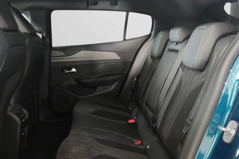 Peugeot 408 408 GT PLUG-IN HYBRID 225 e-EAT8