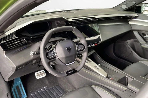 Peugeot 408 408 GT PLUG-IN HYBRID 225 e-EAT8