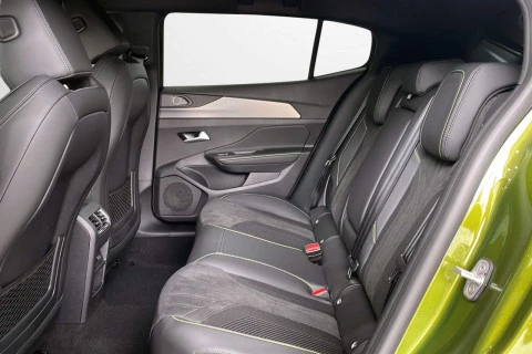 Peugeot 408 408 GT PLUG-IN HYBRID 225 e-EAT8