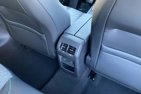 Peugeot 408 408 Allure HYBRID 136 eDCS6