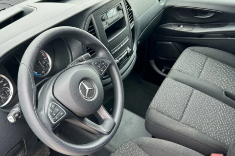 Mercedes-Benz eVito 112 Largo