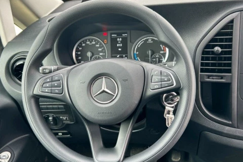 Mercedes-Benz eVito 112 Largo