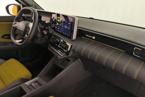 Renault 5 E-Tech   electrico   Iconic cinq autonomia confort 110