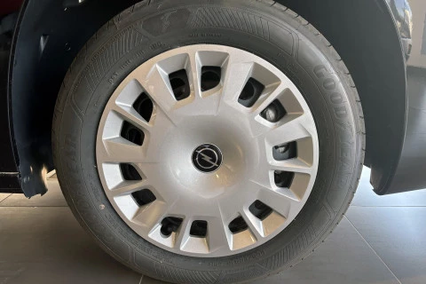 Opel Combo 100 Cv 1.5 Td S/S MT6 €6.4