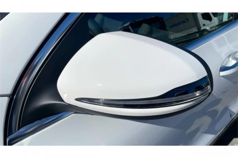 Mercedes-Benz GLA GLA 200 D