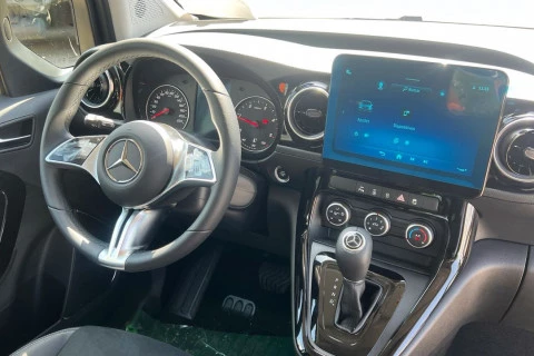 Mercedes-Benz Clase T 180 D Largo