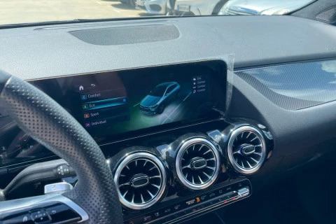 Mercedes-Benz GLA GLA 200 D