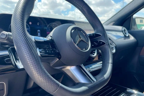 Mercedes-Benz GLA GLA 200 D