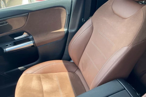 Mercedes-Benz GLA GLA 200 D