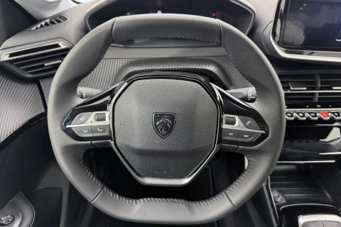 Peugeot 208 Allure Gasolina 100 S&S 6 Vel. MAN