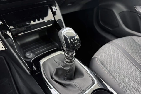 Peugeot 208 Allure Gasolina 100 S&S 6 Vel. MAN
