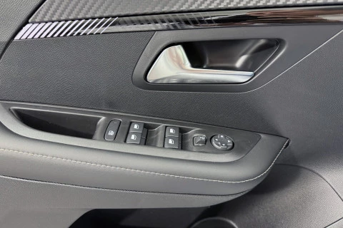 Peugeot 208 Allure Gasolina 100 S&S 6 Vel. MAN