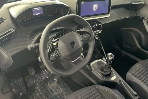 Peugeot 2008 Style Gasolina 100 S&S 6 Vel. MAN