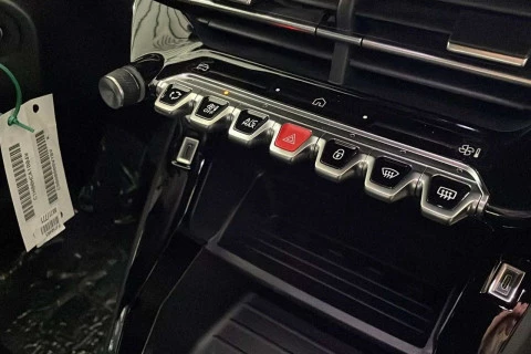 Peugeot 2008 Style Gasolina 100 S&S 6 Vel. MAN