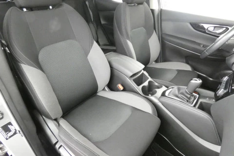 Nissan Qashqai   1.3 DIG-T N-Connecta 4x2 DCT 117kW
