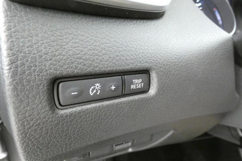 Nissan Qashqai   1.3 DIG-T N-Connecta 4x2 DCT 117kW