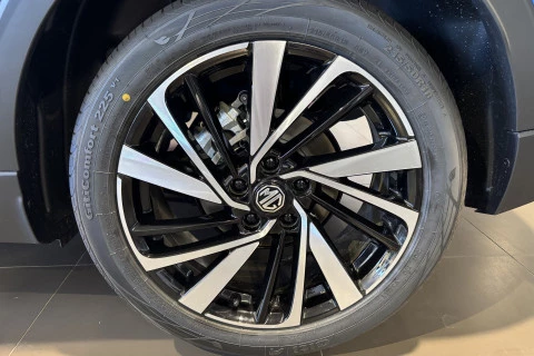 MG ZS Hybrid+ Luxury