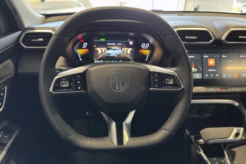 MG ZS Hybrid+ Luxury