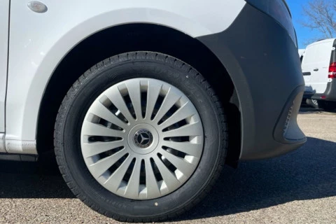 Mercedes-Benz Vito 110 CDI Furgón PRO Larga