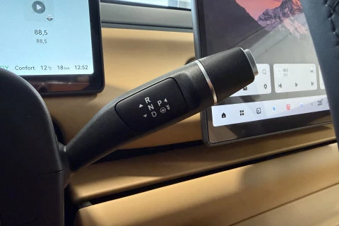 Leapmotor C10 C10 BEV 69.9kWh Design Auto