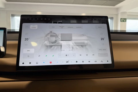 Leapmotor C10 C10 BEV 69.9kWh Design Auto