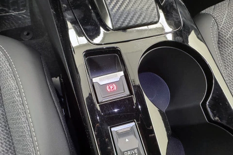 Peugeot 2008 N2008 Allure Hybrid 145 eDCS6