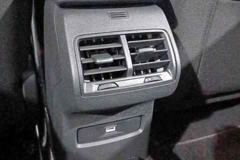 Citroën C4 Hybrid 145 Business Edition e-DCS6 107 kW (145 CV)