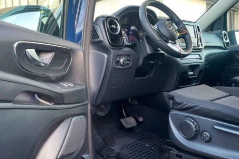 Mercedes-Benz Vito 114CDI AT 100kW Tourer Select Larga