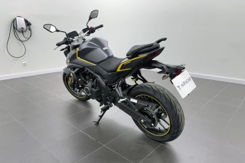 Voge 525R GRIS OSCURO