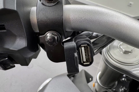 Voge 525R GRIS OSCURO