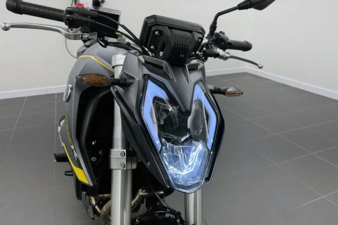 Voge 525R GRIS OSCURO